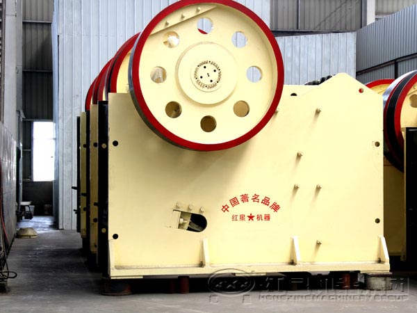 礦石破碎機設備如何選擇？河南破碎機廠家