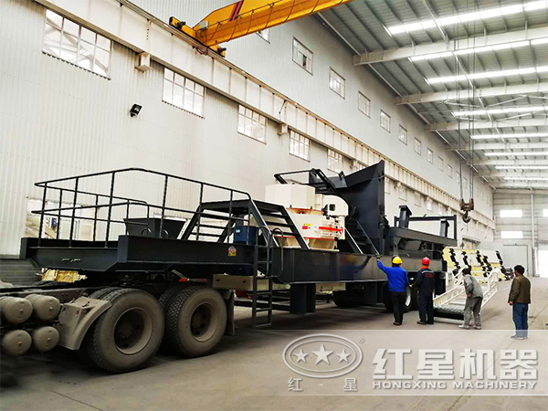 青石、鵝卵石等物料制砂處理推薦使用車(chē)載流動(dòng)制砂機(jī)